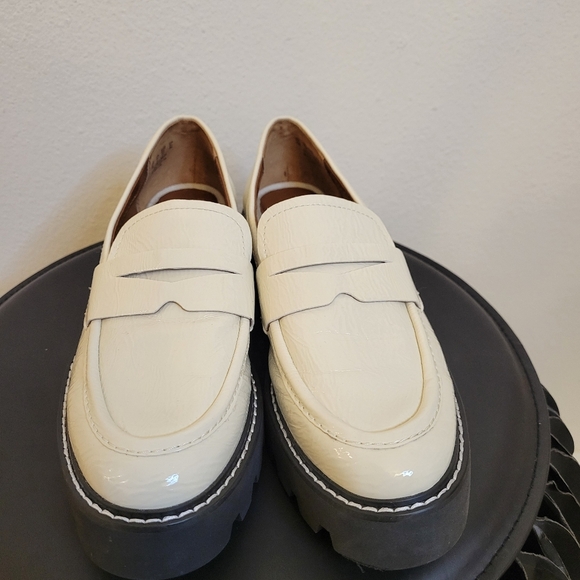 Franco Balin Lug Sole Penny Loafer Putty Patent, Sz 7 - Picture 3 of 11